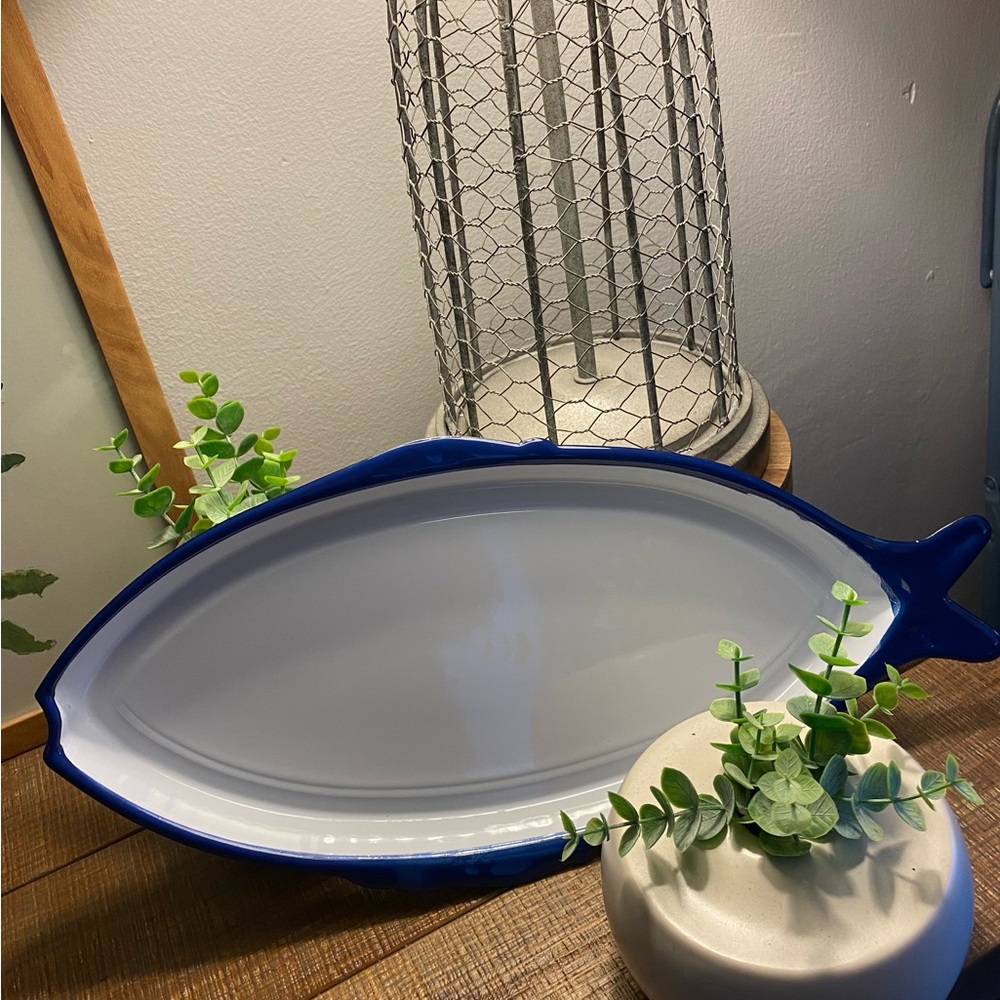 Creative Co-Op Blue and White Enamel Fish-Shaped Dish